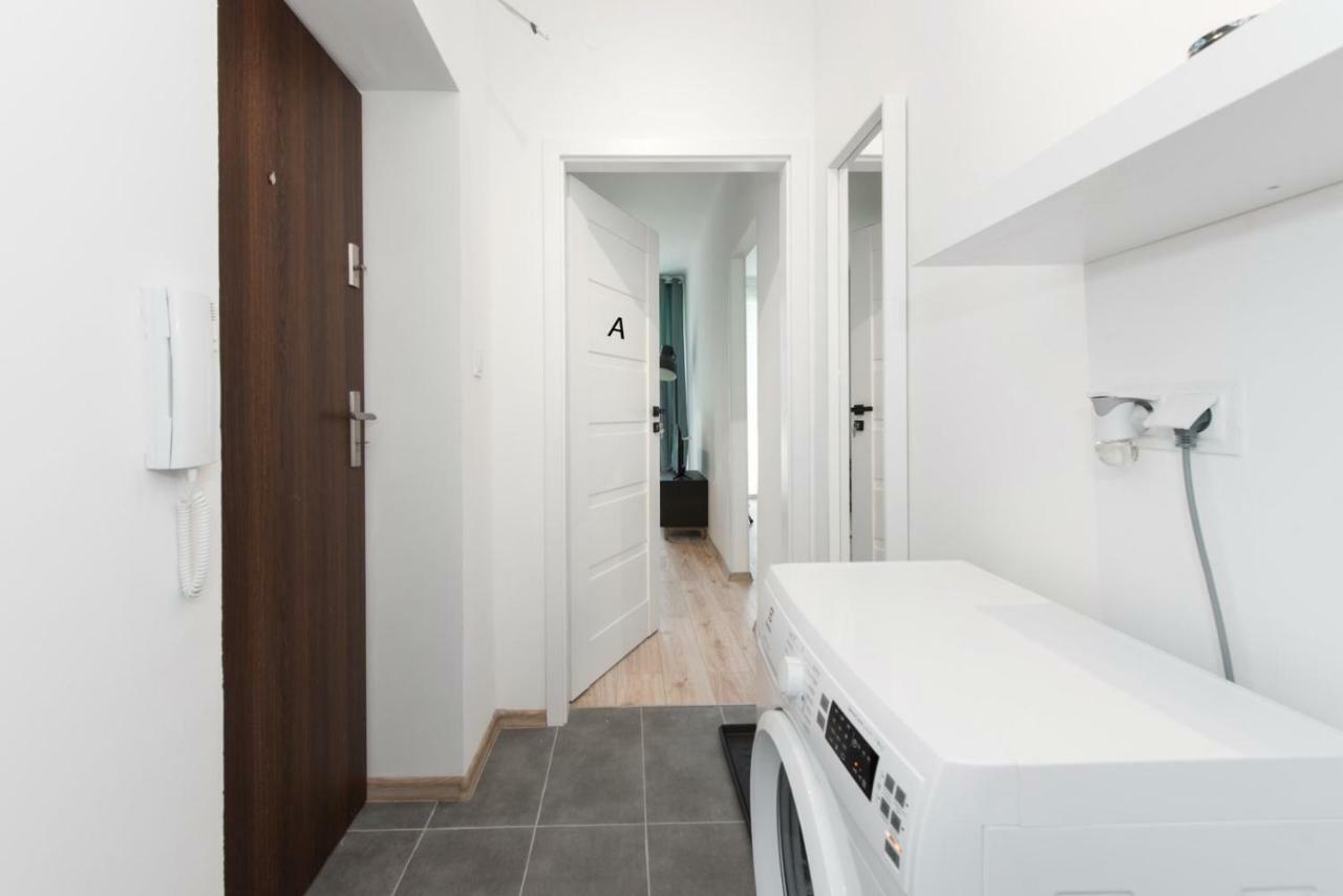 Superapart Gagarina Ministudio Apartment Warsaw